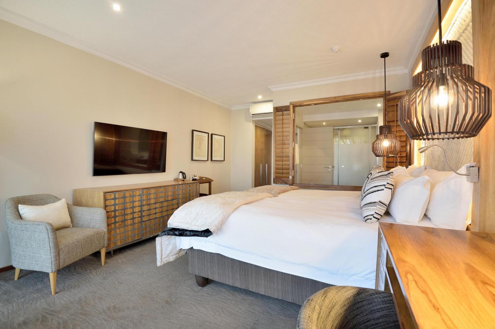 Windhoek Country Club Resort Bagian luar foto